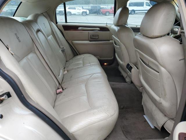 Photo 9 VIN: 1LNHM83W33Y678717 - LINCOLN TOWNCAR 