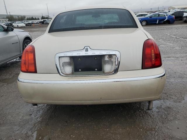 Photo 5 VIN: 1LNHM83W3XY620581 - LINCOLN TOWNCAR 