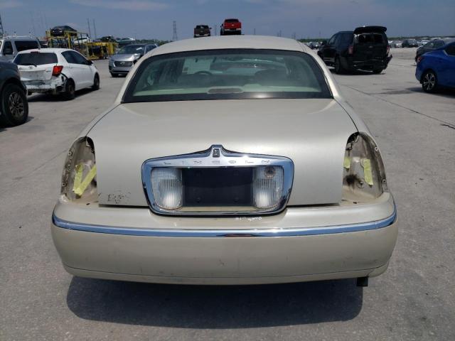 Photo 5 VIN: 1LNHM83W42Y609937 - LINCOLN TOWN CAR C 