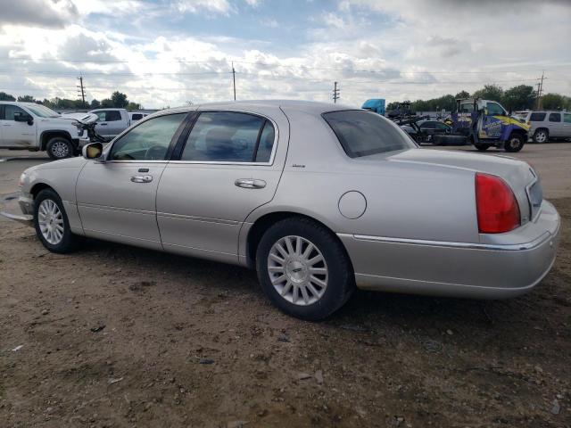 Photo 1 VIN: 1LNHM83W44Y607267 - LINCOLN TOWN CAR U 