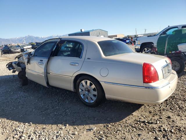 Photo 1 VIN: 1LNHM83W53Y683451 - LINCOLN TOWN CAR C 