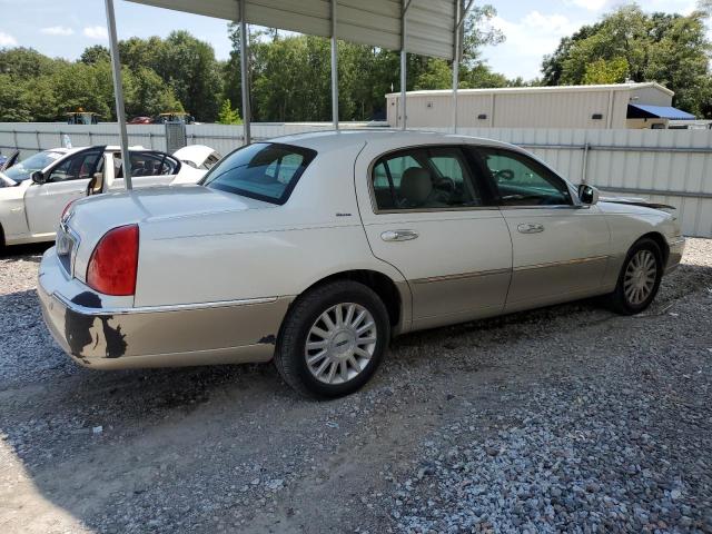 Photo 2 VIN: 1LNHM83W54Y674802 - LINCOLN TOWNCAR 