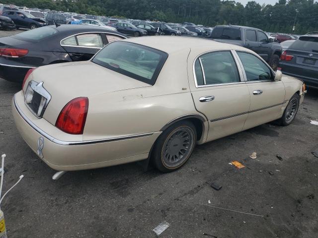 Photo 2 VIN: 1LNHM83W6YY914381 - LINCOLN TOWN CAR C 