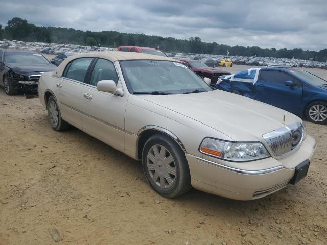 Photo 3 VIN: 1LNHM83W73Y690384 - LINCOLN TOWN CAR C 