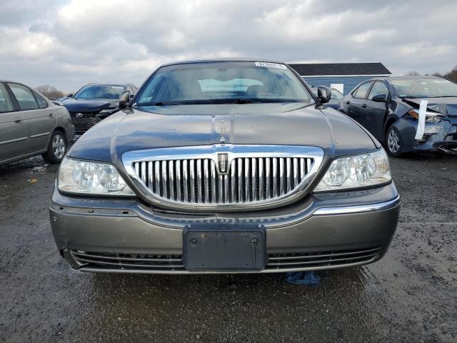 Photo 4 VIN: 1LNHM83W74Y673652 - LINCOLN TOWN CAR U 