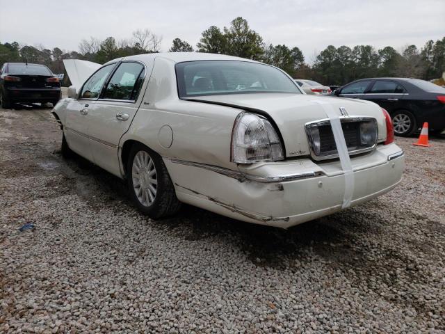 Photo 2 VIN: 1LNHM83W84Y601827 - LINCOLN TOWN CAR U 