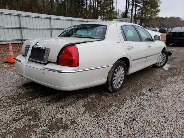 Photo 3 VIN: 1LNHM83W84Y601827 - LINCOLN TOWN CAR U 