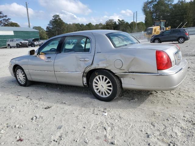 Photo 1 VIN: 1LNHM83W84Y613024 - LINCOLN TOWN CAR U 