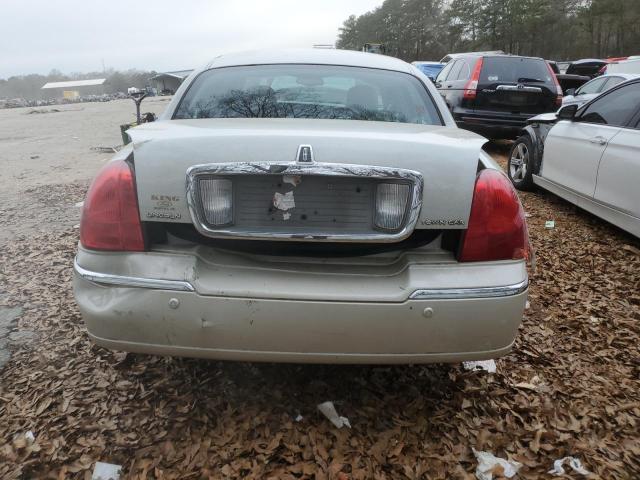 Photo 5 VIN: 1LNHM83W84Y615887 - LINCOLN TOWN CAR U 