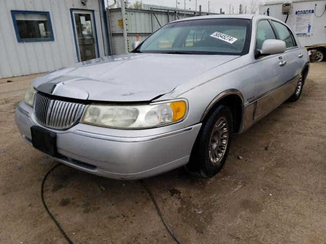 Photo 0 VIN: 1LNHM83W92Y623381 - LINCOLN TOWN CAR C 