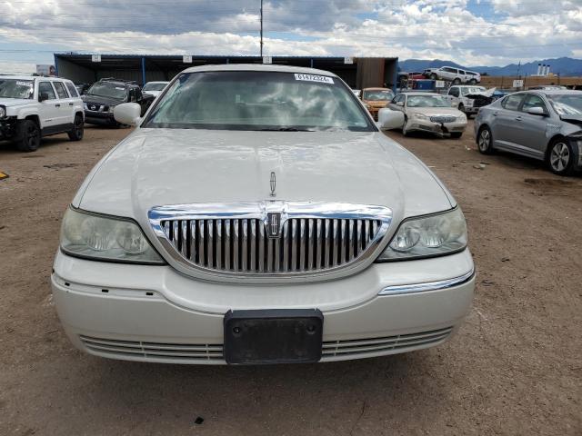 Photo 4 VIN: 1LNHM83W94Y639888 - LINCOLN TOWNCAR 