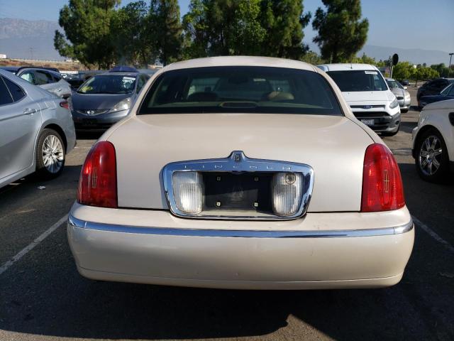 Photo 5 VIN: 1LNHM83W9XY680204 - LINCOLN TOWN CAR C 