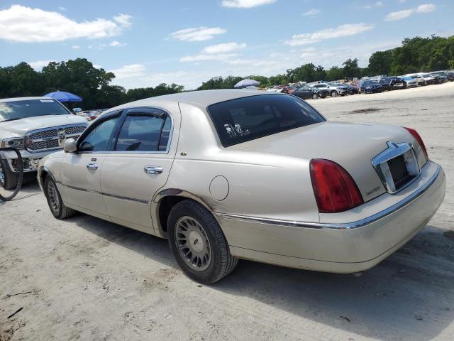 Photo 1 VIN: 1LNHM83W9YY843385 - LINCOLN TOWNCAR 