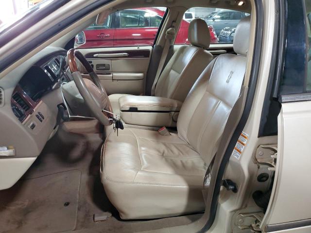 Photo 6 VIN: 1LNHM83WX3Y641289 - LINCOLN TOWN CAR C 