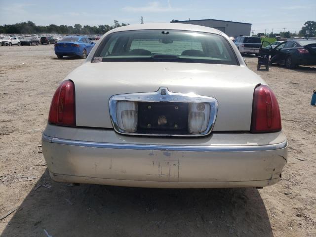 Photo 5 VIN: 1LNHM83WXXY606502 - LINCOLN TOWN CAR C 