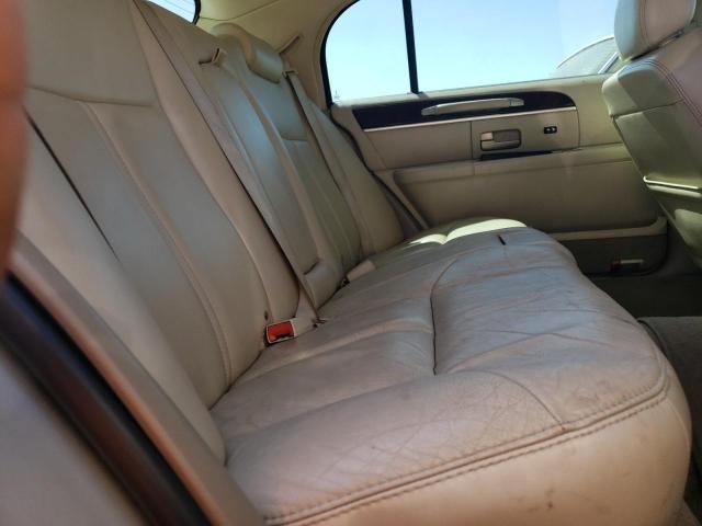 Photo 9 VIN: 1LNHM85W67Y613749 - LINCOLN TOWNCAR 