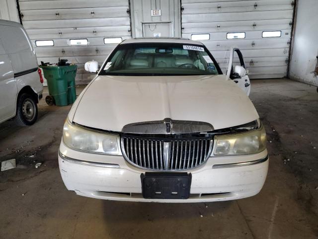 Photo 4 VIN: 1LNHM85W91Y733505 - LINCOLN TOWNCAR 