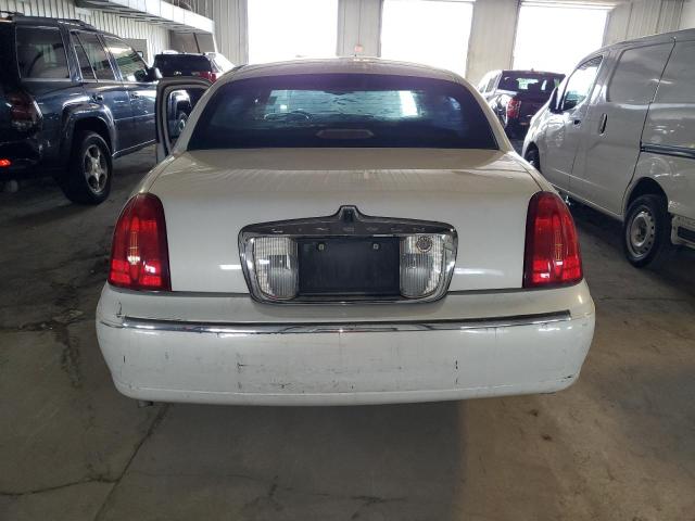 Photo 5 VIN: 1LNHM85W91Y733505 - LINCOLN TOWNCAR 