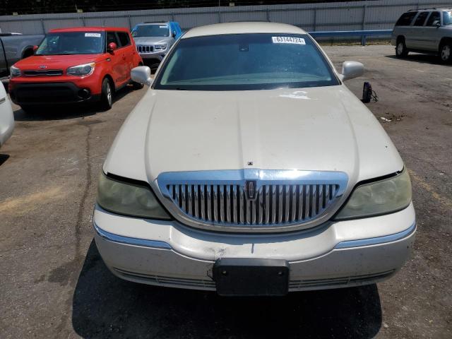 Photo 4 VIN: 1LNHM85W93Y636971 - LINCOLN TOWN CAR C 