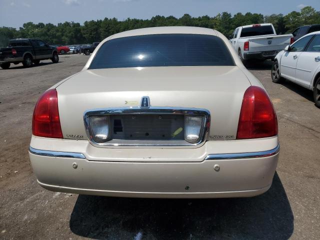 Photo 5 VIN: 1LNHM85W93Y636971 - LINCOLN TOWN CAR C 