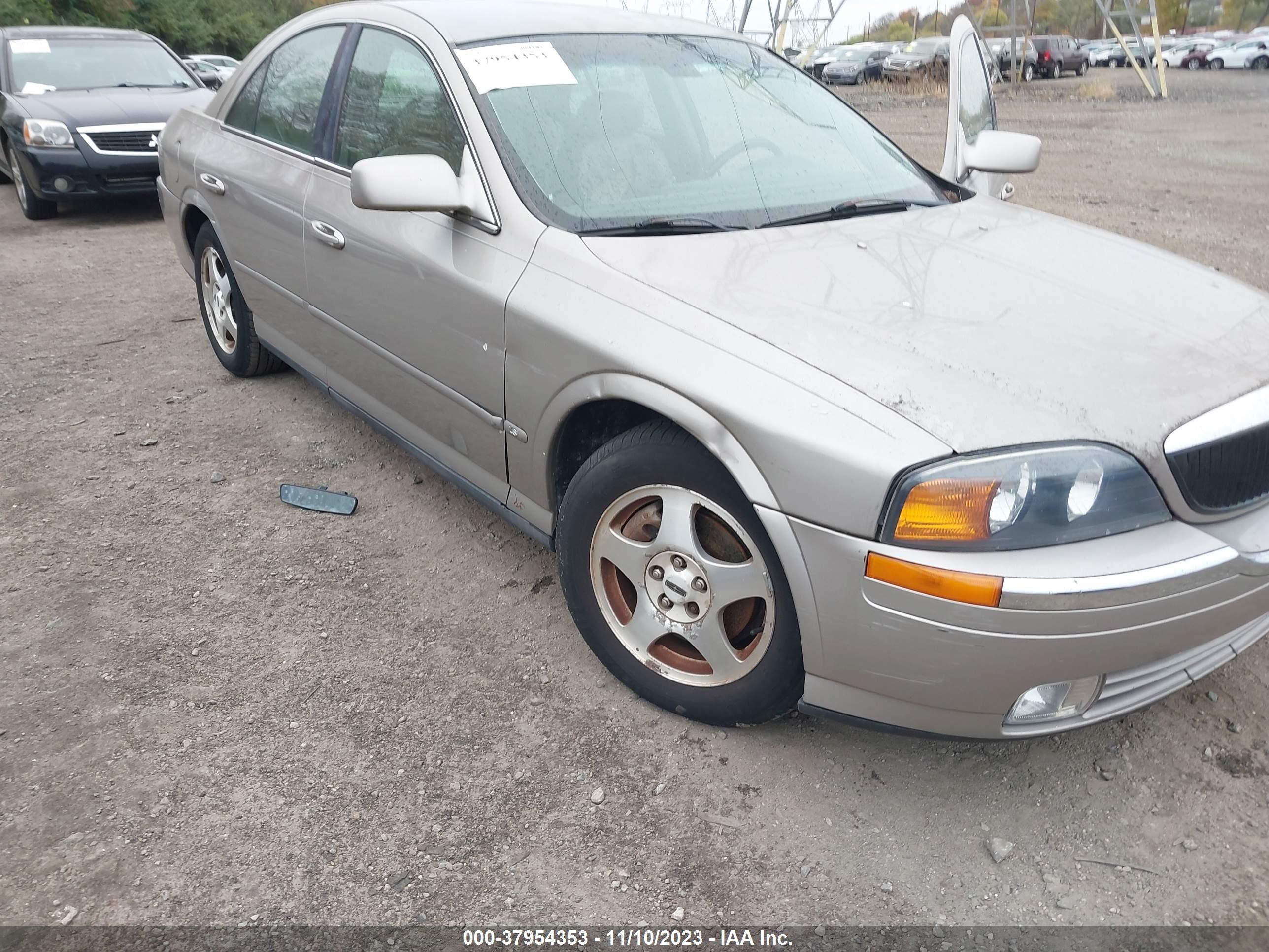 Photo 5 VIN: 1LNHM86521Y617476 - LINCOLN LS 