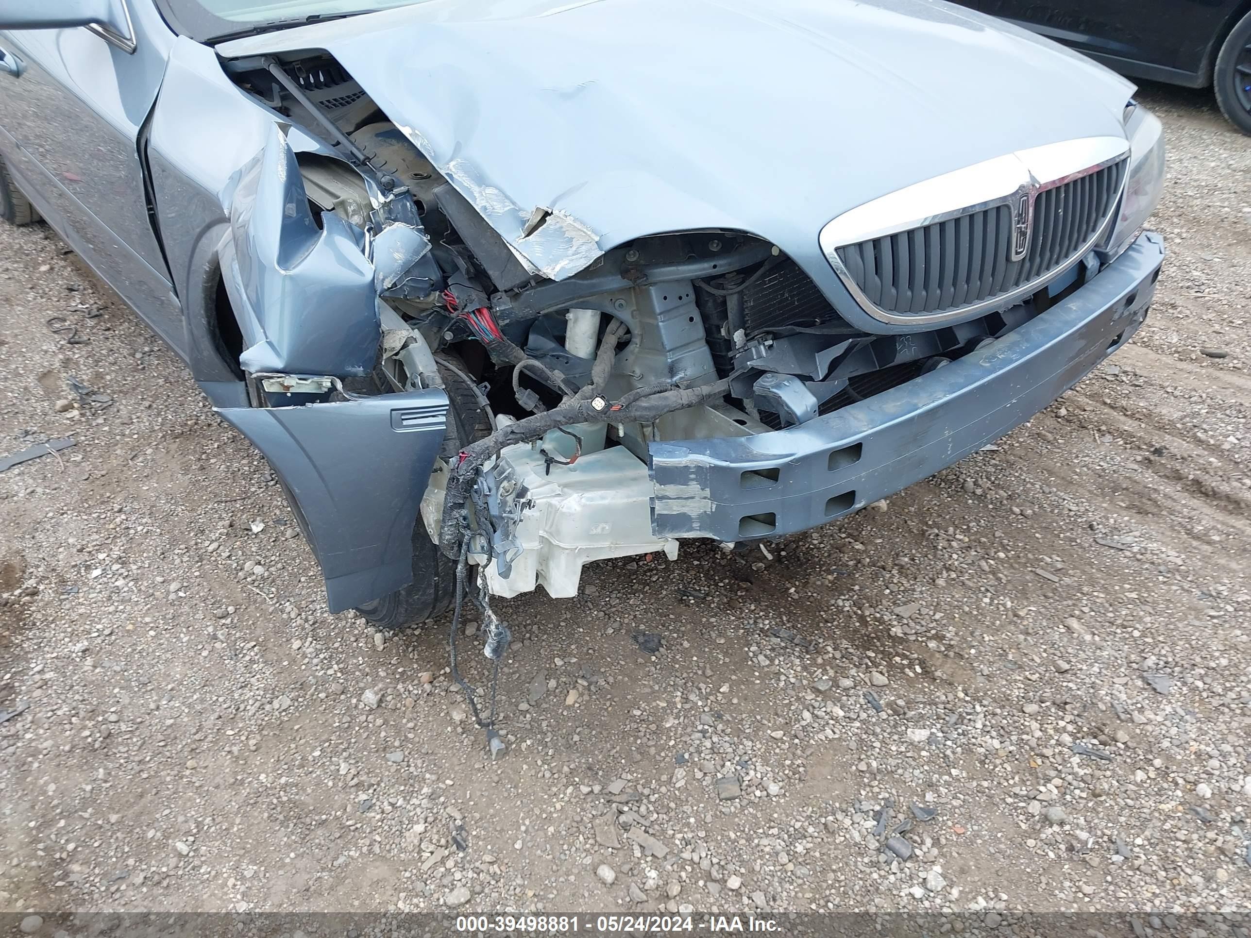 Photo 11 VIN: 1LNHM86S14Y633866 - LINCOLN LS 