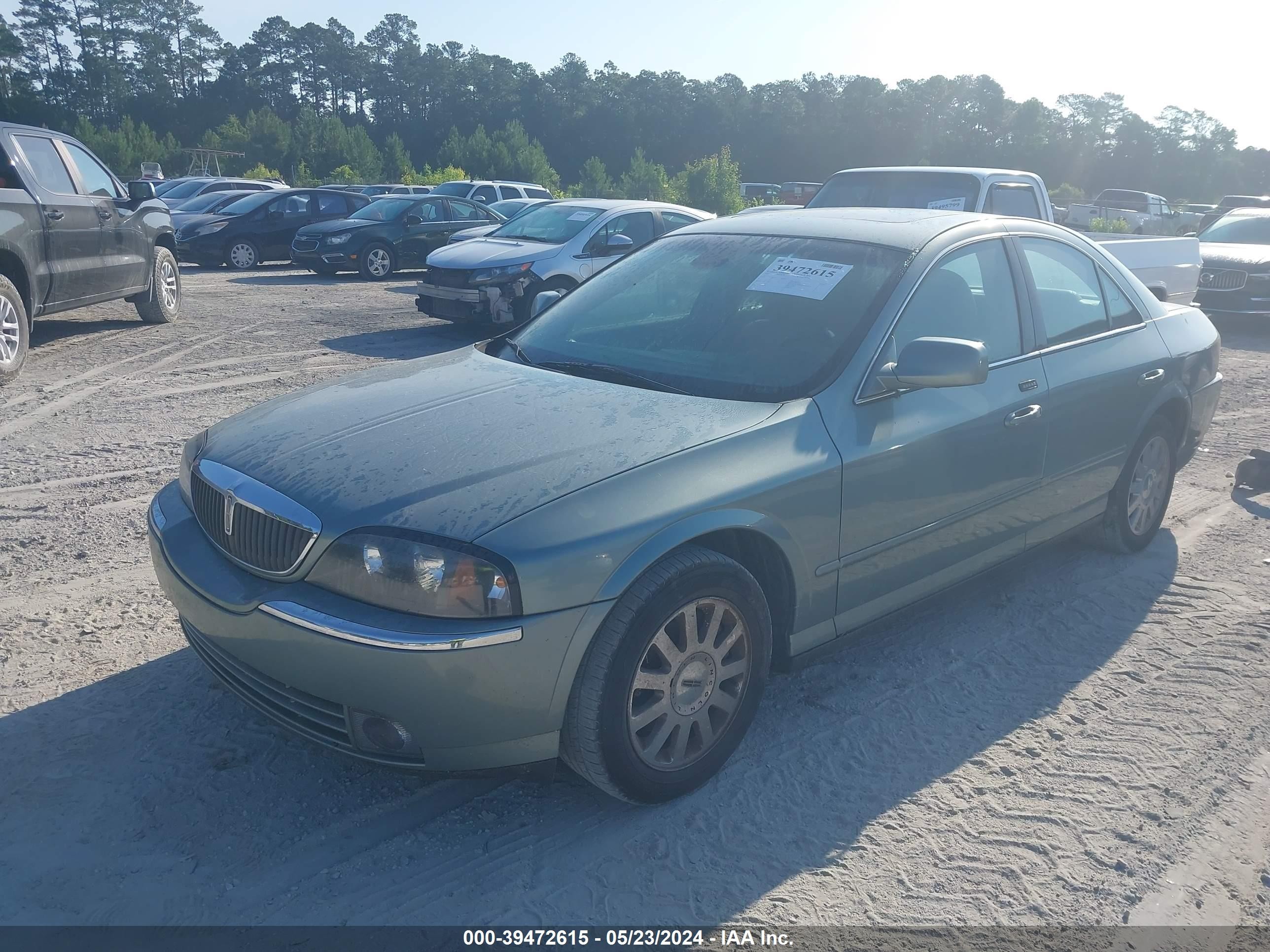 Photo 1 VIN: 1LNHM86S24Y624710 - LINCOLN LS 