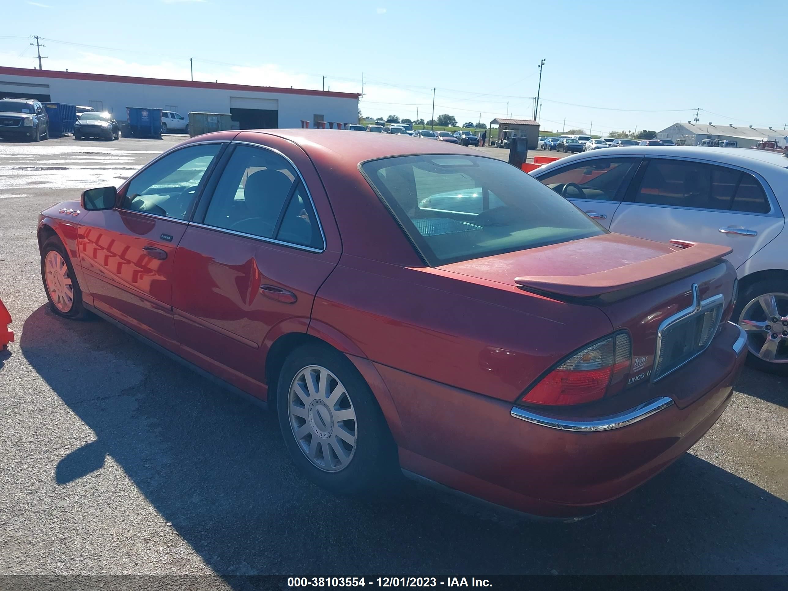 Photo 2 VIN: 1LNHM86S25Y632632 - LINCOLN LS 