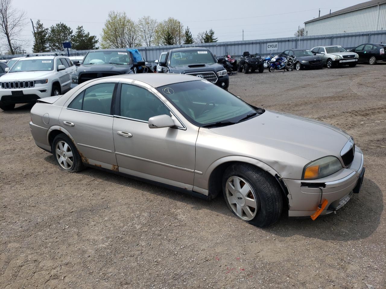 Photo 3 VIN: 1LNHM86S32Y633591 - LINCOLN LS 