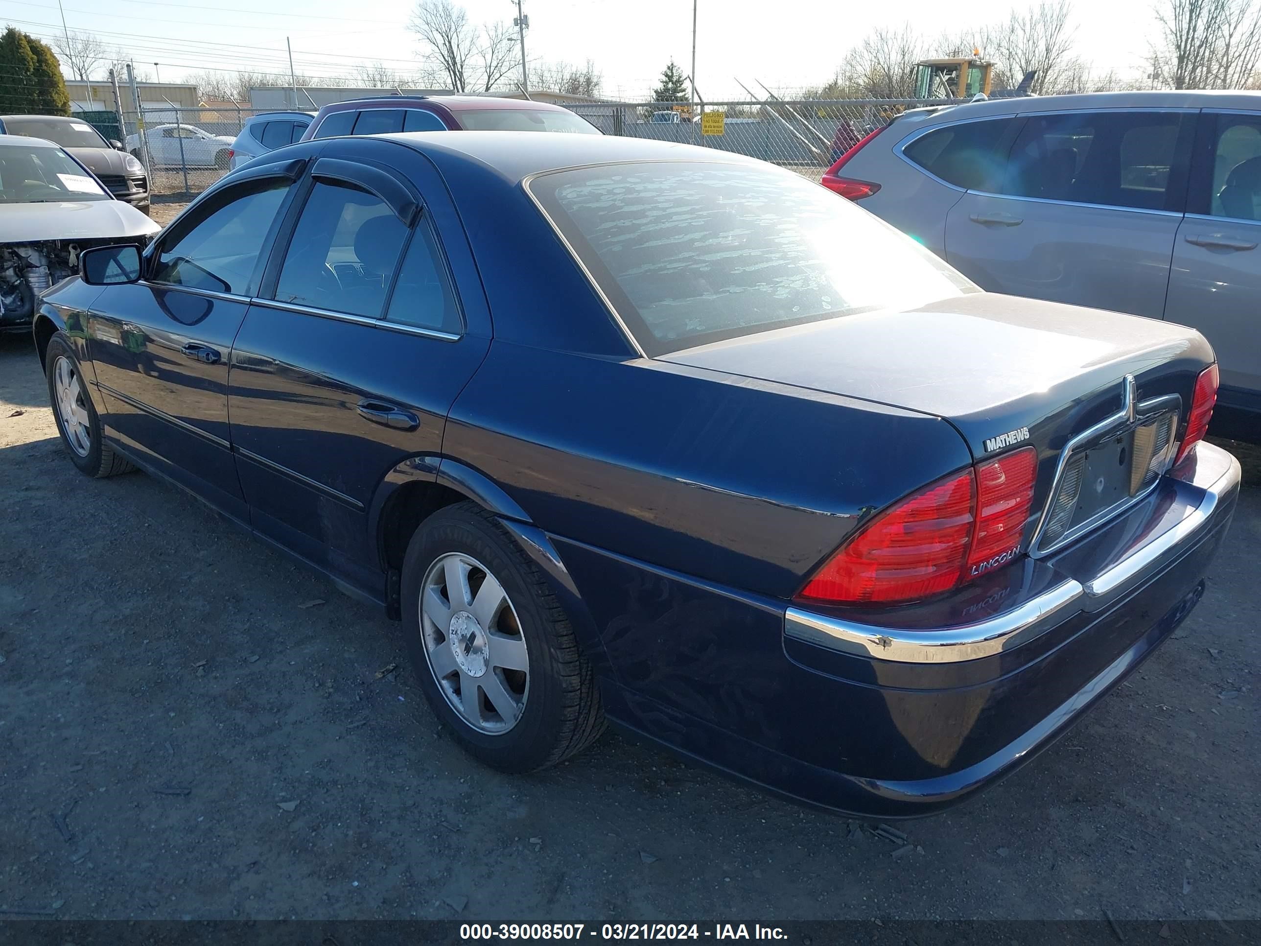 Photo 2 VIN: 1LNHM86S62Y620740 - LINCOLN LS 