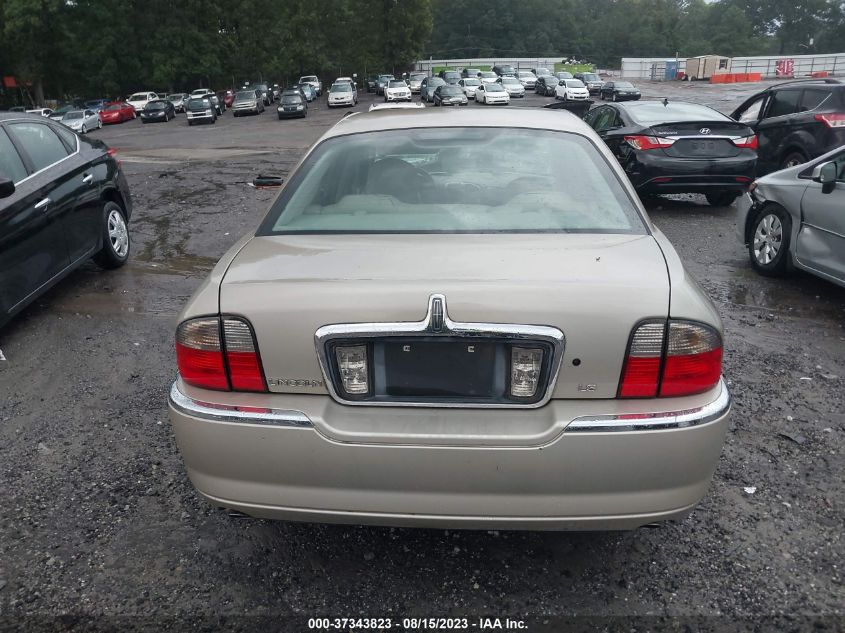 Photo 15 VIN: 1LNHM86S84Y669909 - LINCOLN LS 