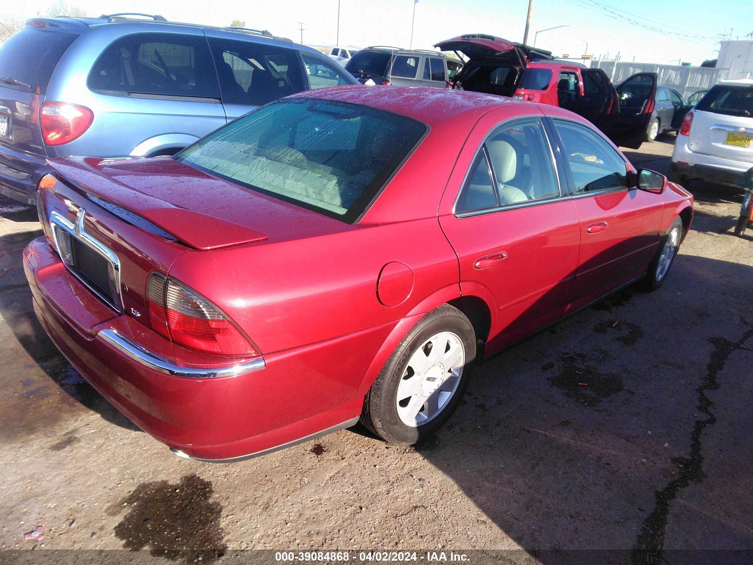 Photo 3 VIN: 1LNHM86S84Y676097 - LINCOLN LS 