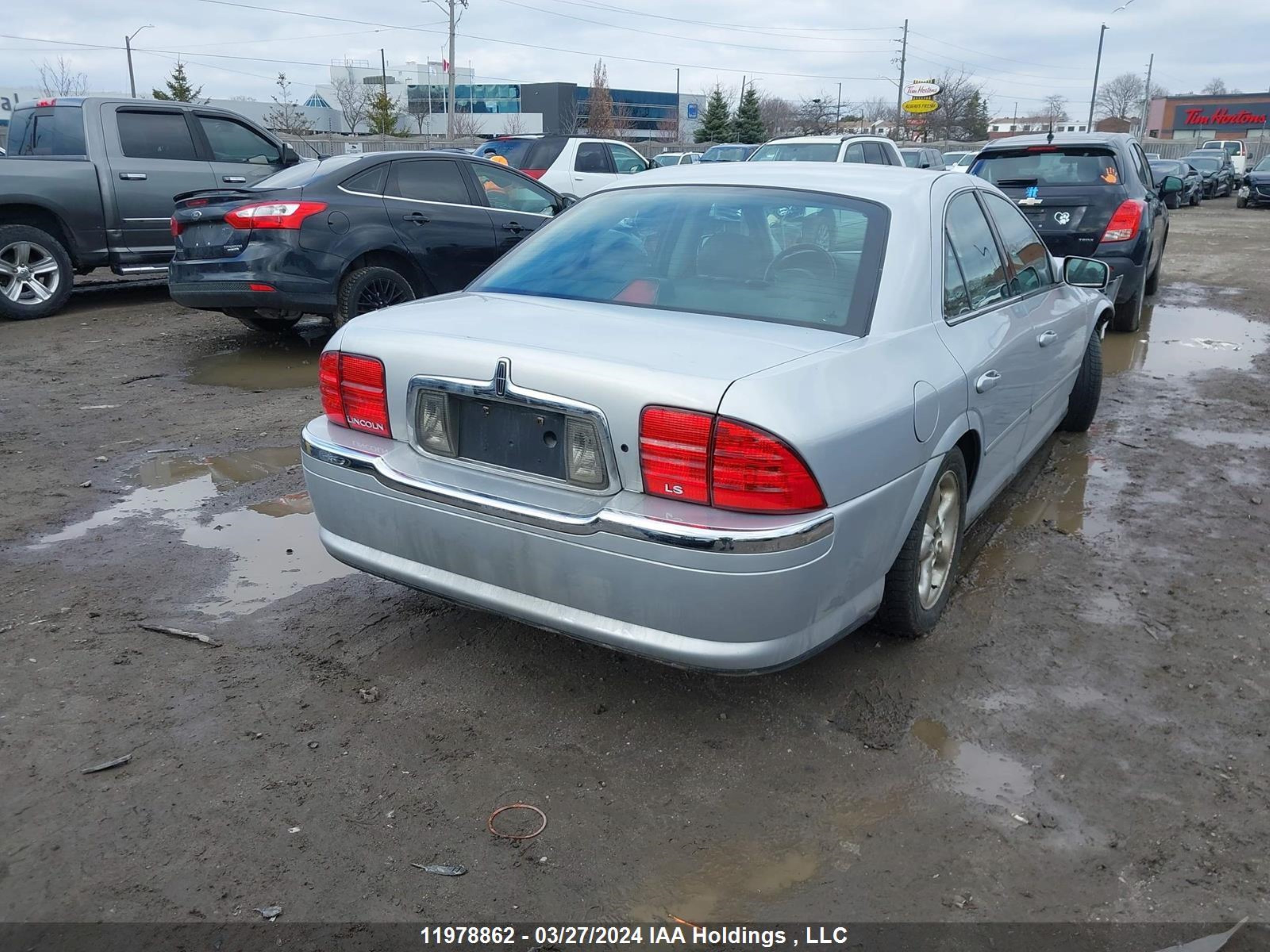 Photo 3 VIN: 1LNHM86SX2Y655734 - LINCOLN LS 