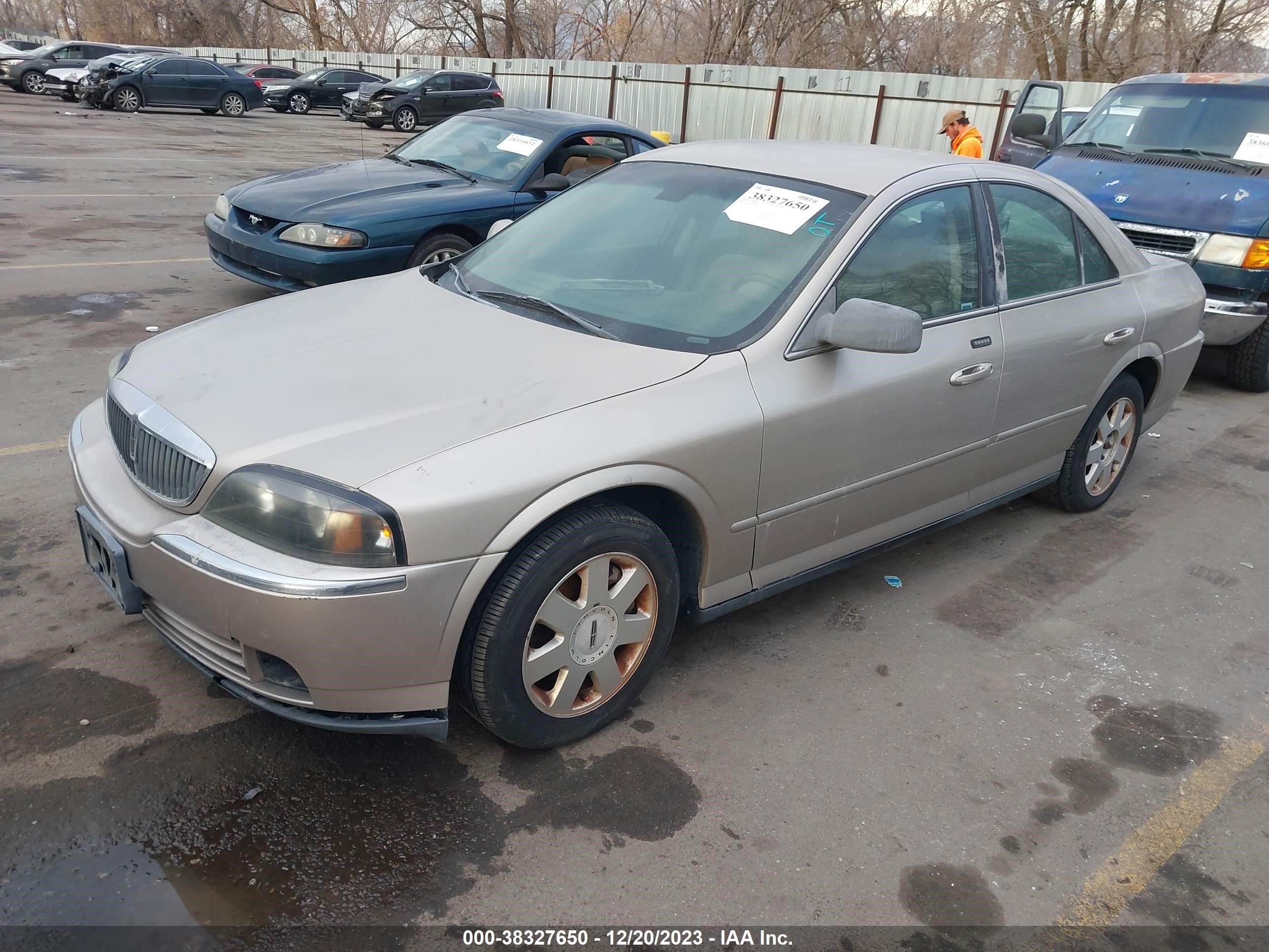 Photo 1 VIN: 1LNHM86SX3Y668579 - LINCOLN LS 