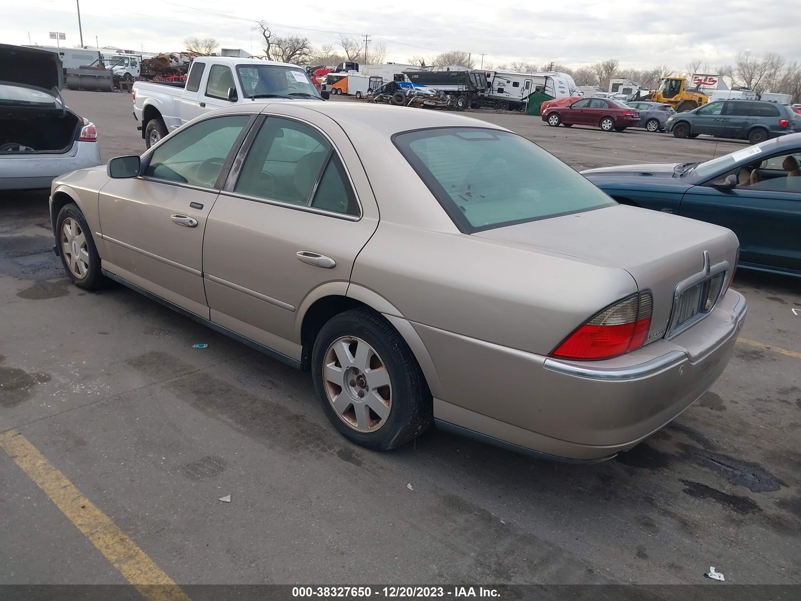 Photo 2 VIN: 1LNHM86SX3Y668579 - LINCOLN LS 