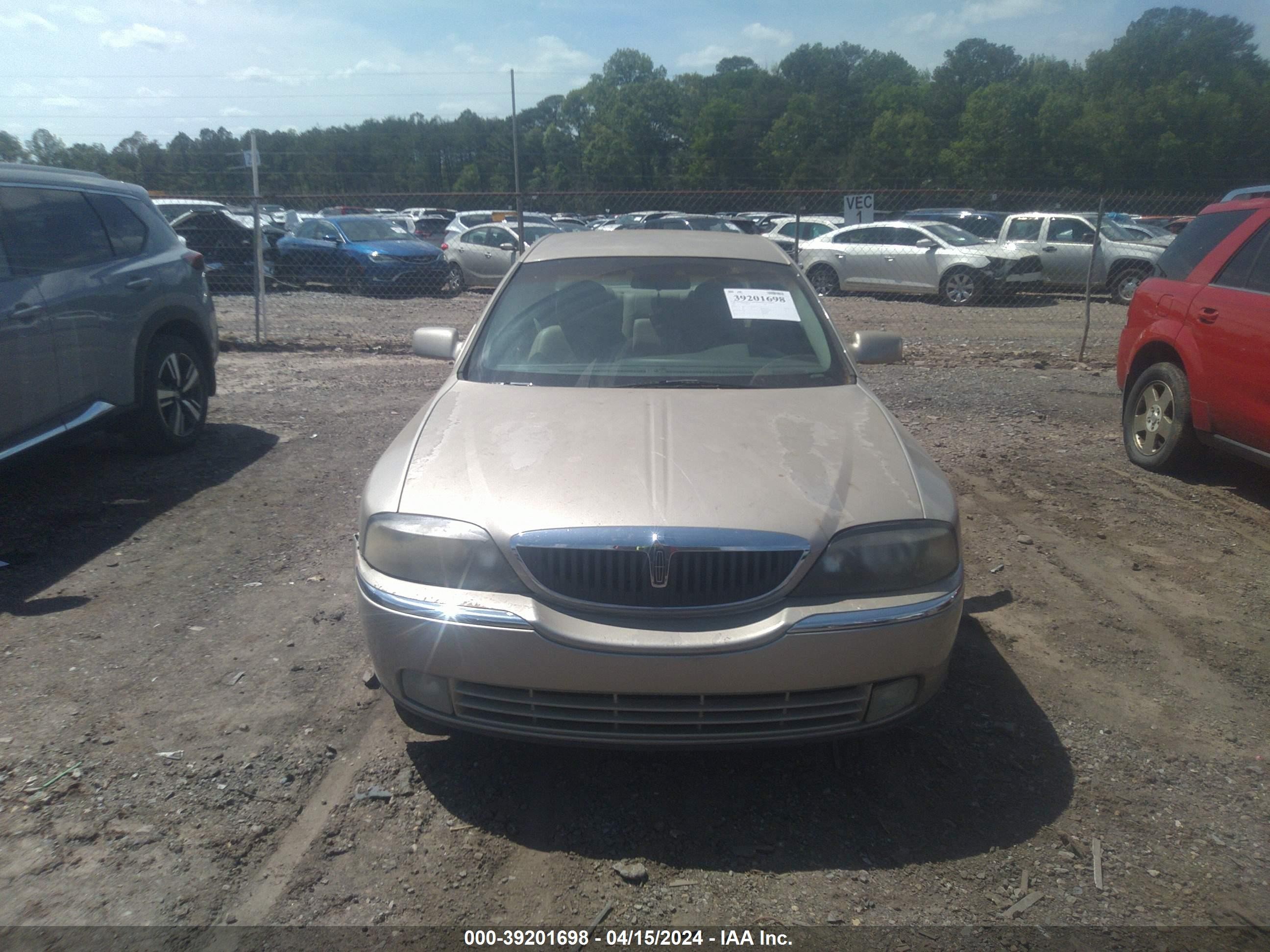 Photo 5 VIN: 1LNHM86SX5Y641224 - LINCOLN LS 