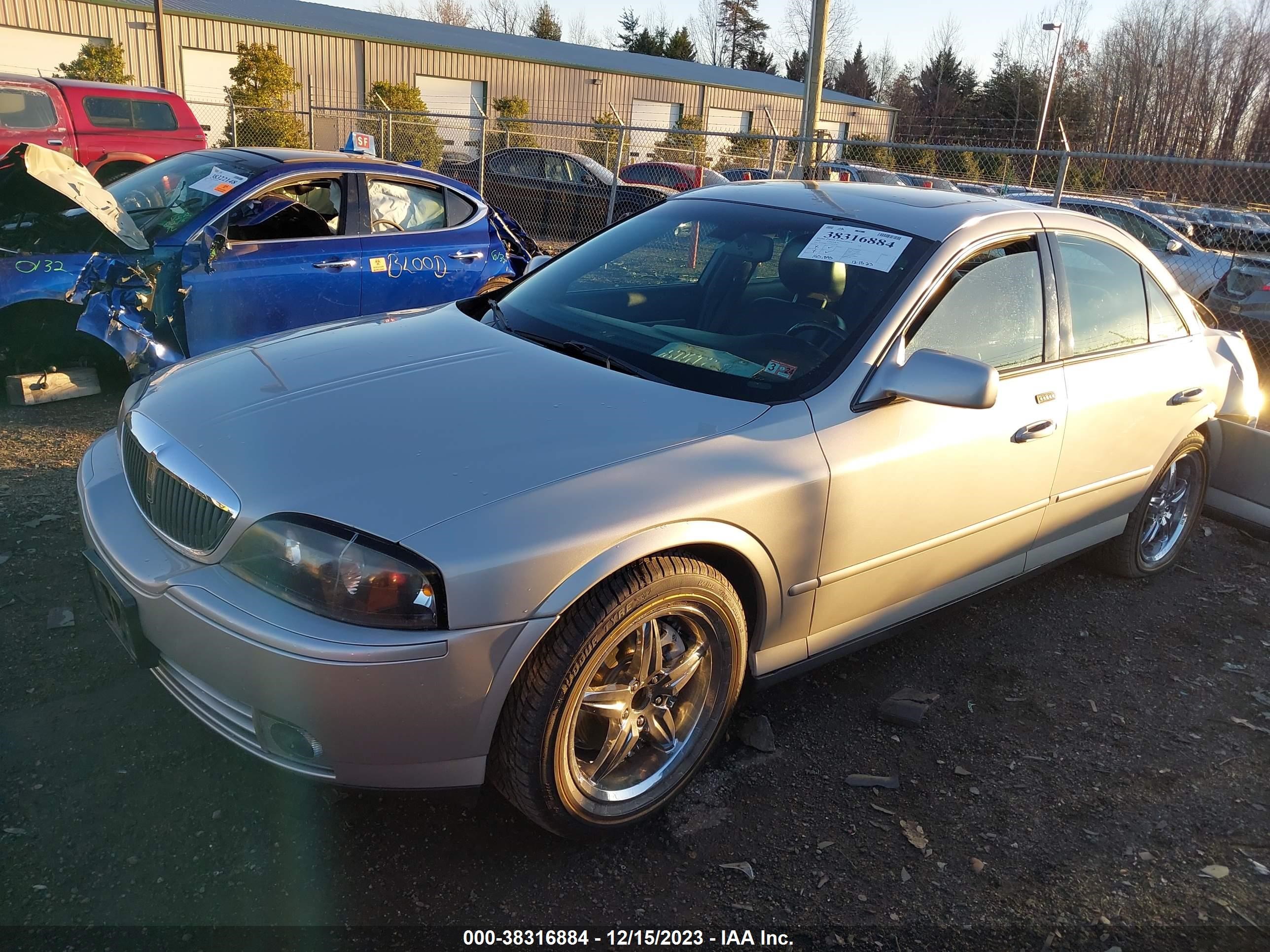 Photo 1 VIN: 1LNHM87A25Y655768 - LINCOLN LS 