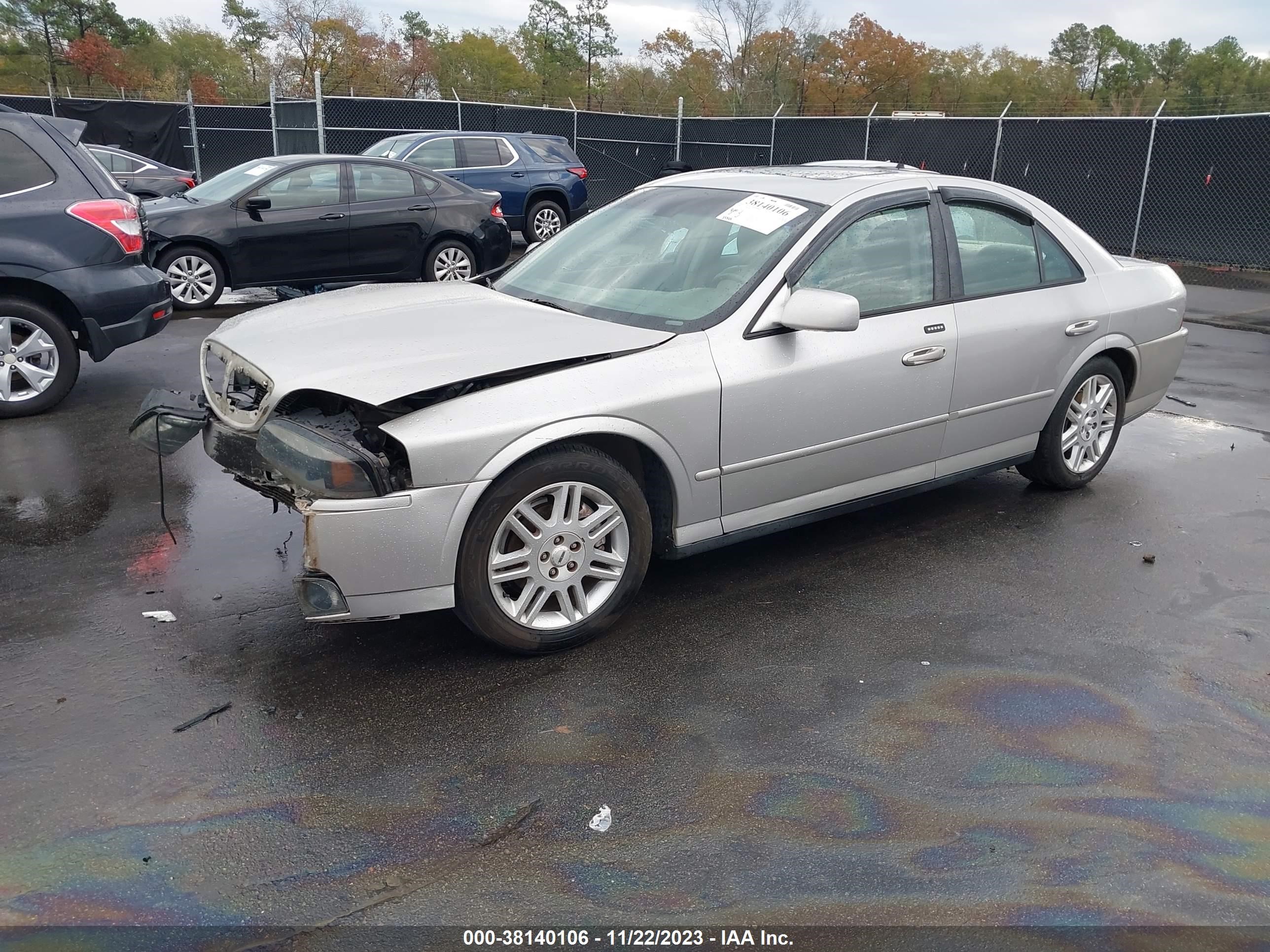 Photo 1 VIN: 1LNHM87A35Y605378 - LINCOLN LS 