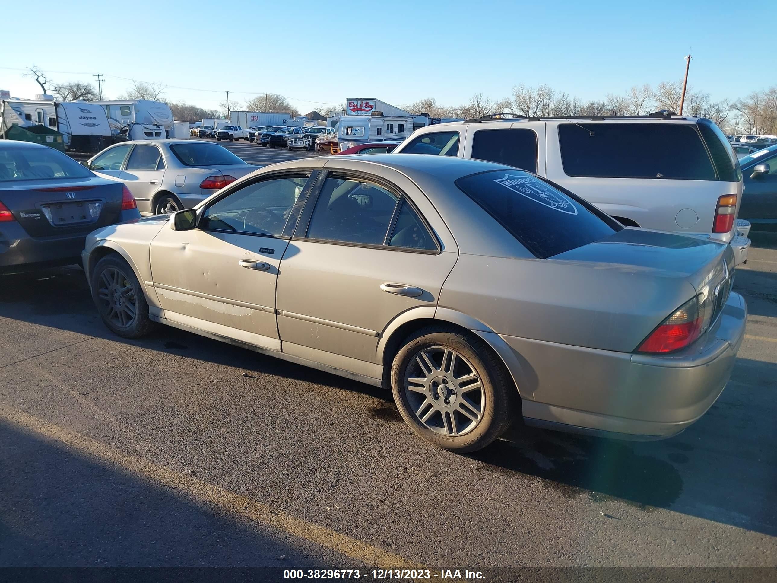 Photo 2 VIN: 1LNHM87A74Y653223 - LINCOLN LS 