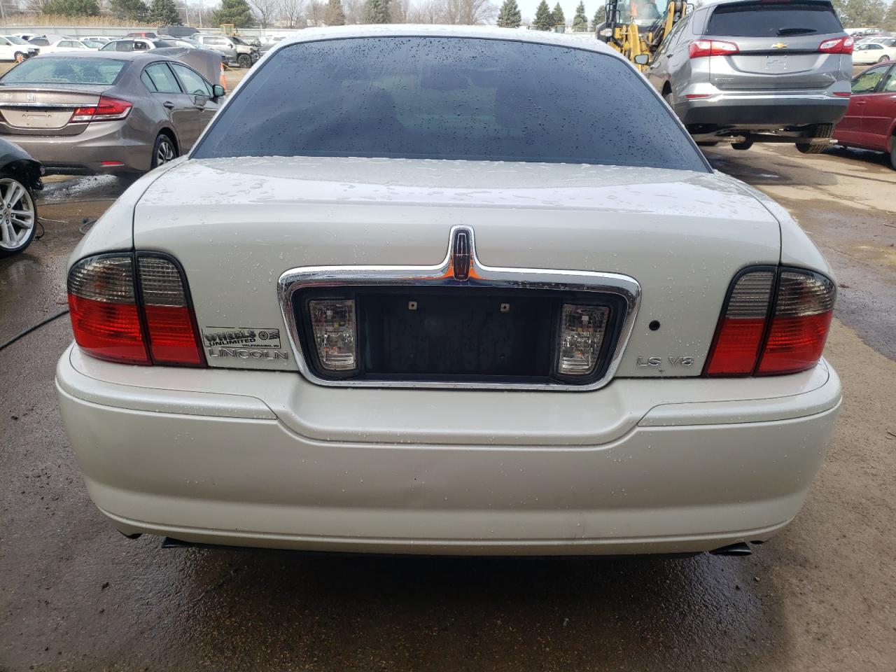 Photo 5 VIN: 1LNHM87A94Y679063 - LINCOLN LS 