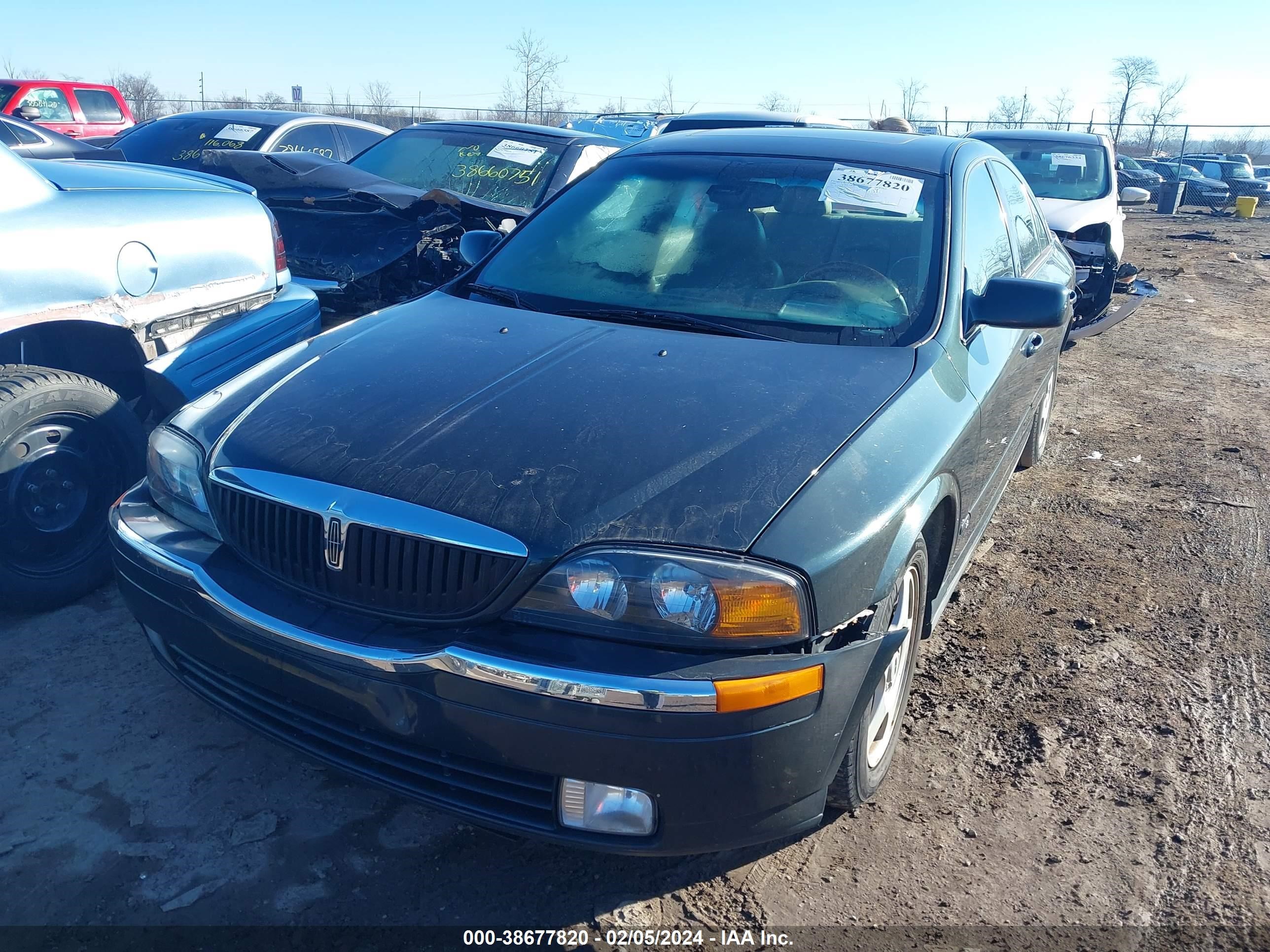 Photo 5 VIN: 1LNHM87A9YY757475 - LINCOLN LS 