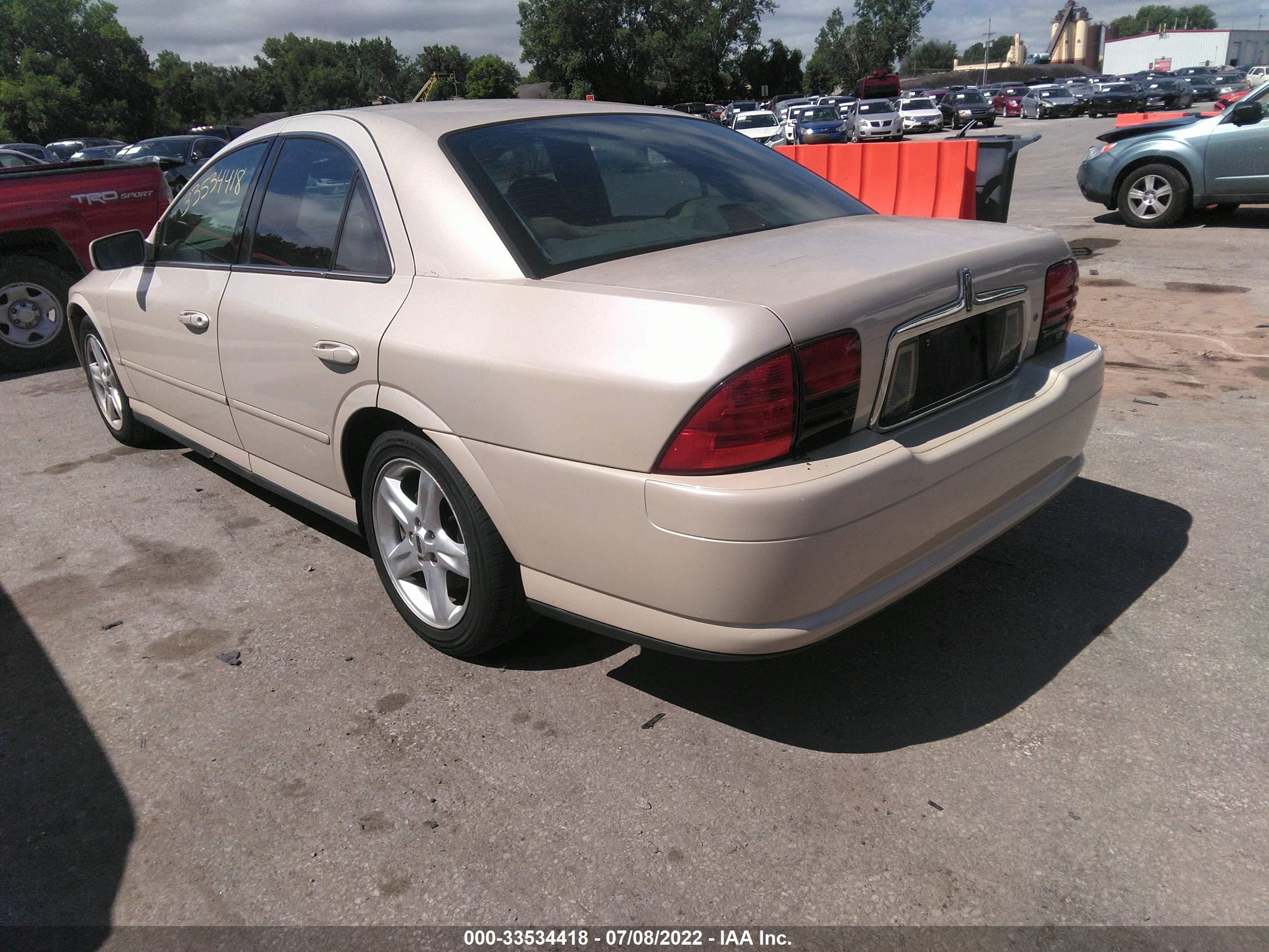 Photo 2 VIN: 1LNHM87AX2Y602795 - LINCOLN LS 