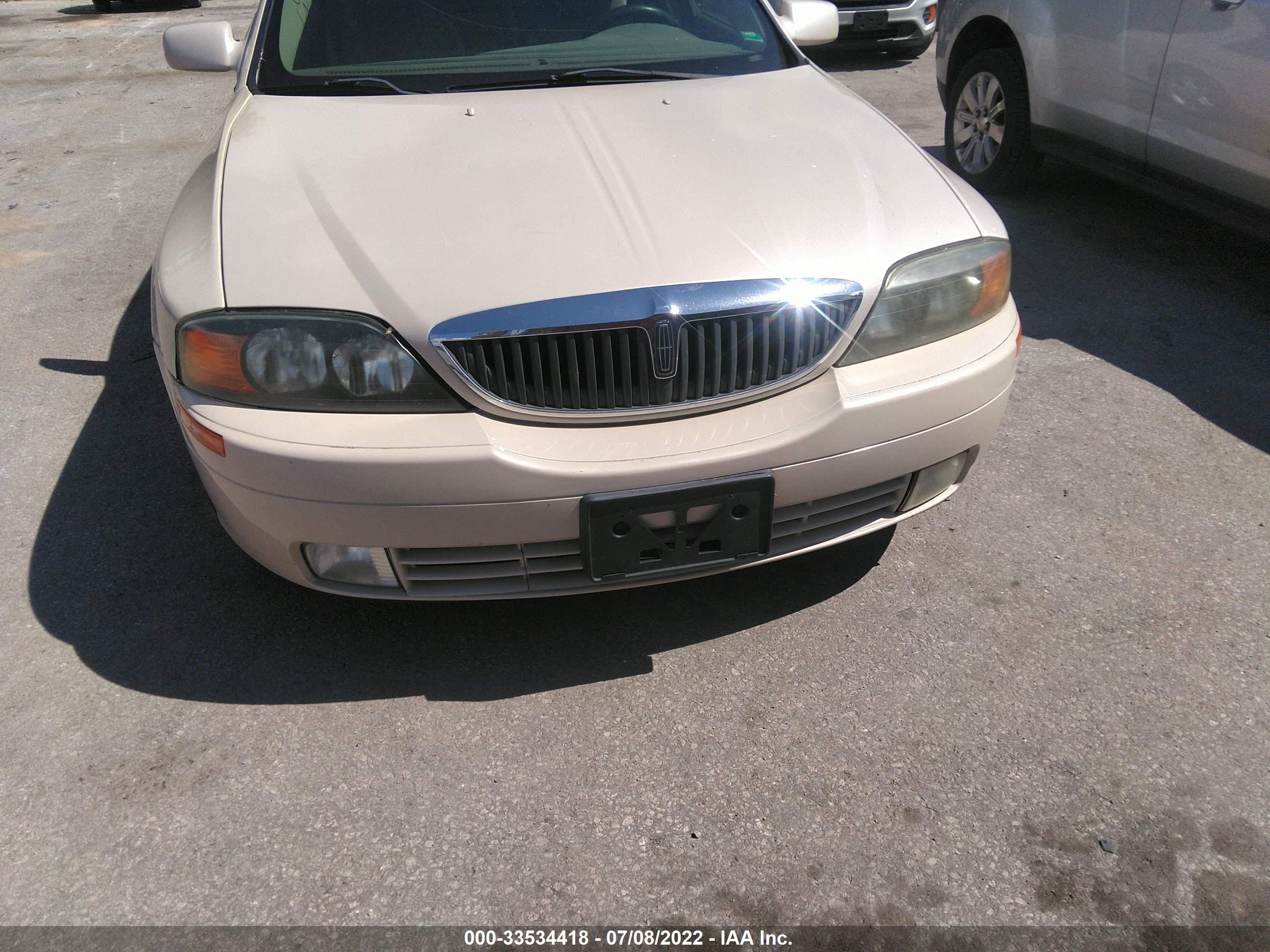 Photo 5 VIN: 1LNHM87AX2Y602795 - LINCOLN LS 