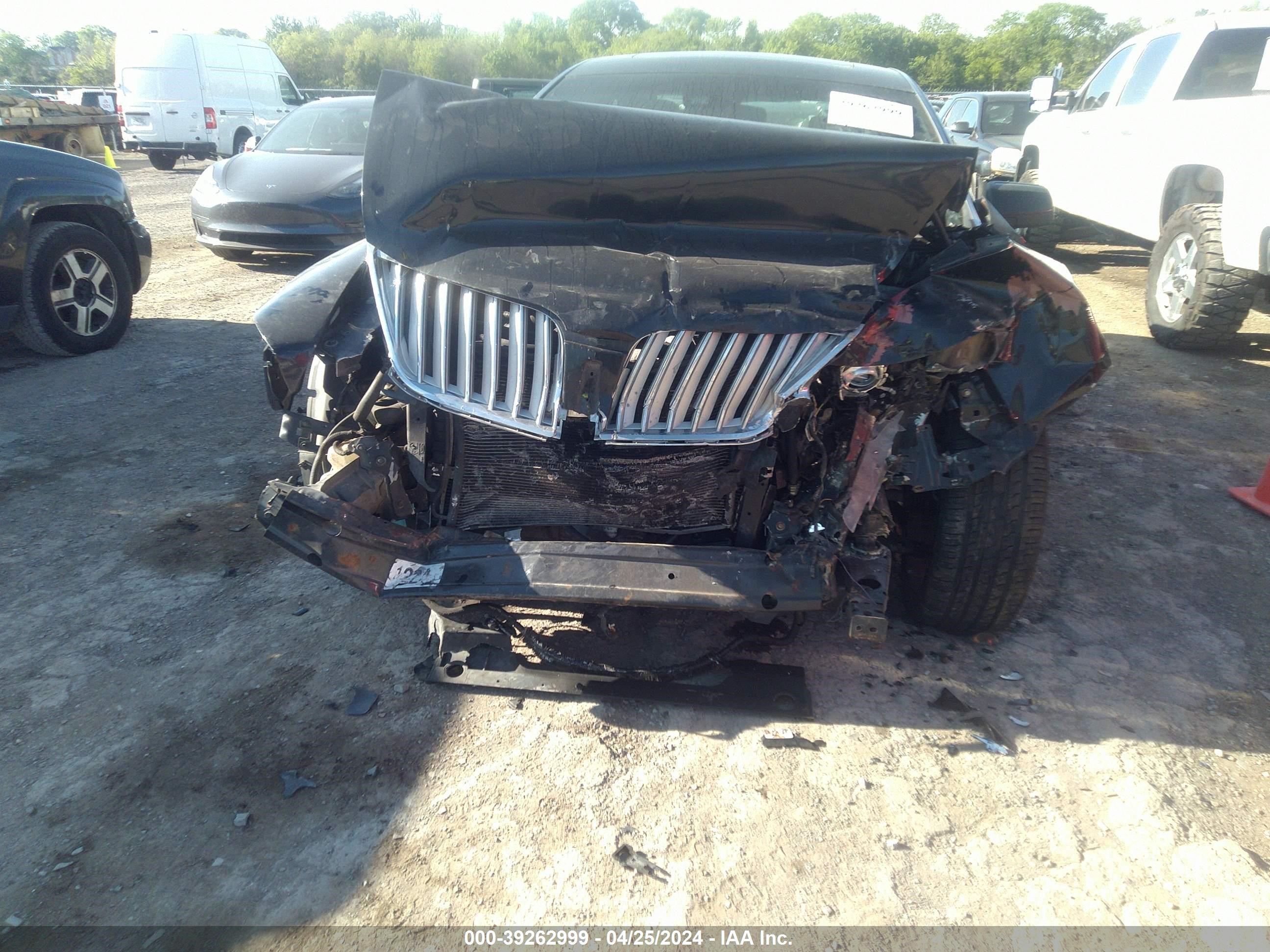 Photo 5 VIN: 1LNHM93R09G613984 - LINCOLN MKS 