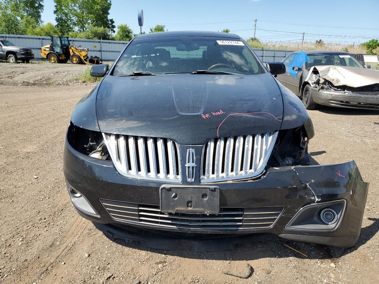 Photo 4 VIN: 1LNHM93R29G607846 - LINCOLN MKS 