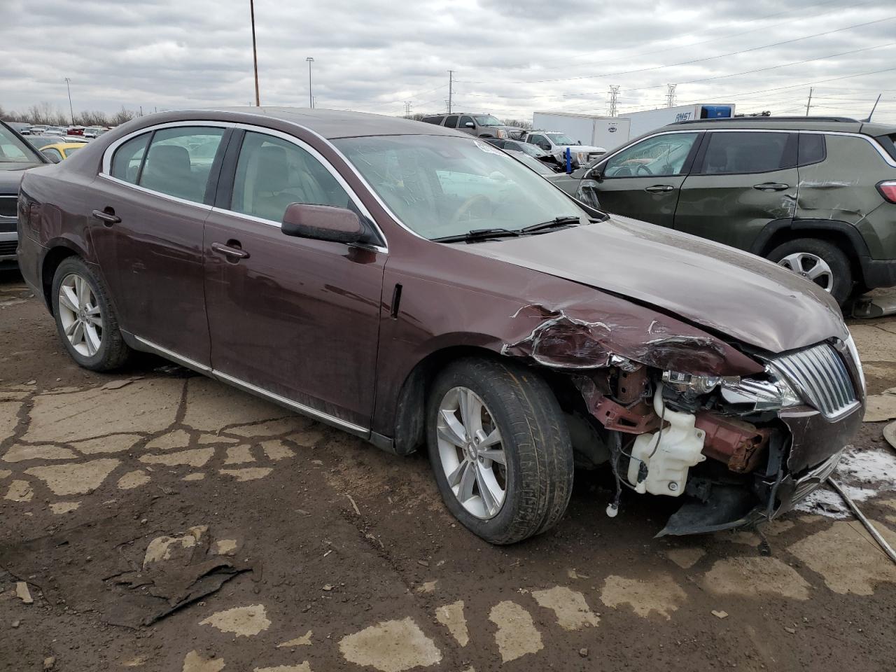 Photo 3 VIN: 1LNHM93R29G613307 - LINCOLN MKS 