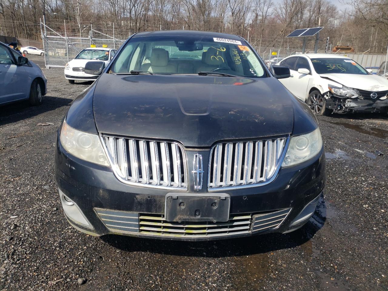 Photo 4 VIN: 1LNHM93R49G611736 - LINCOLN MKS 