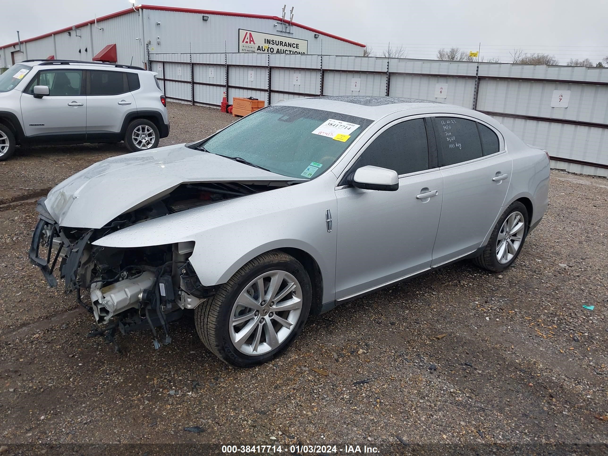 Photo 1 VIN: 1LNHM94R29G602144 - LINCOLN MKS 