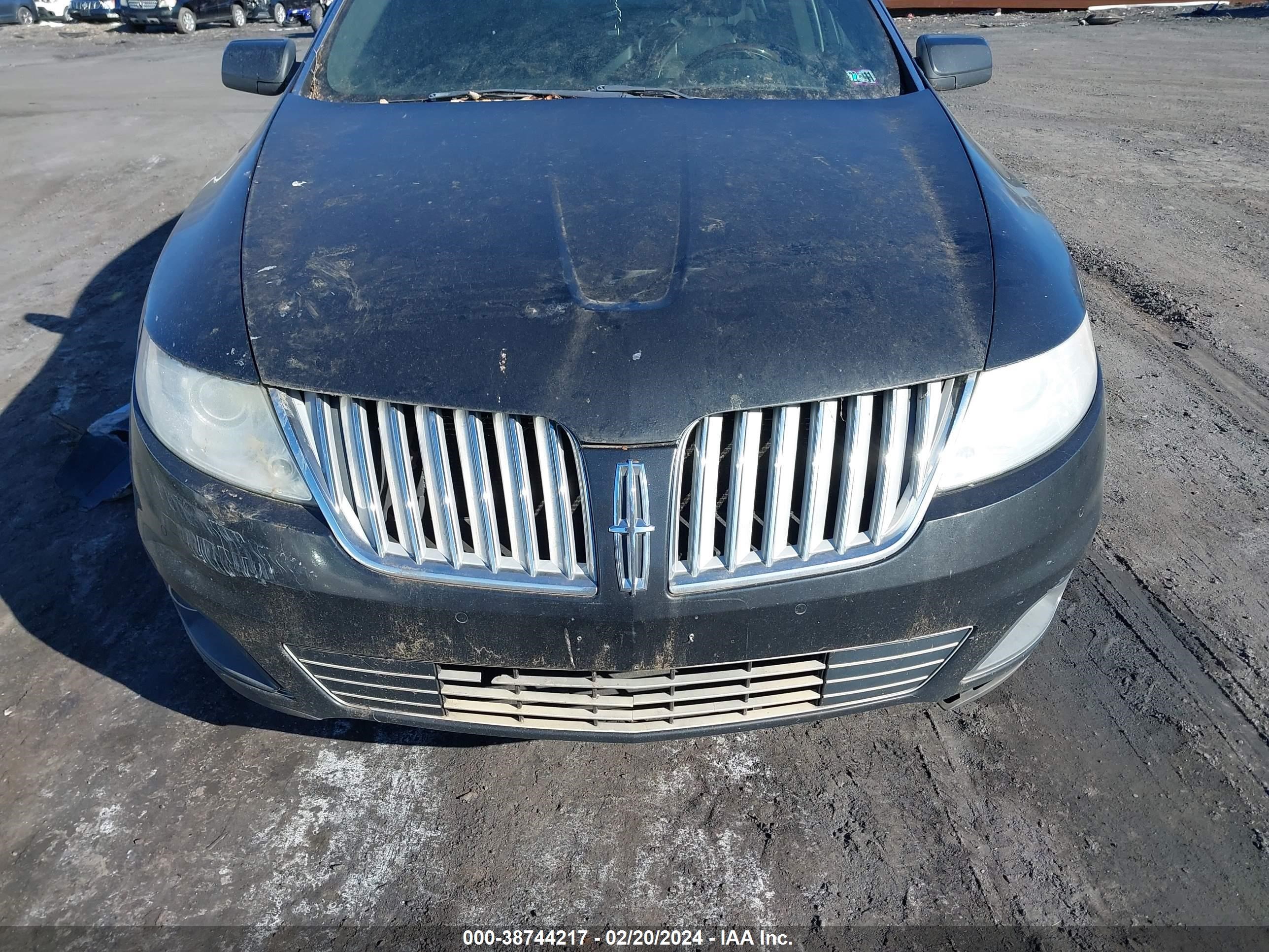 Photo 5 VIN: 1LNHM94R49G623271 - LINCOLN MKS 