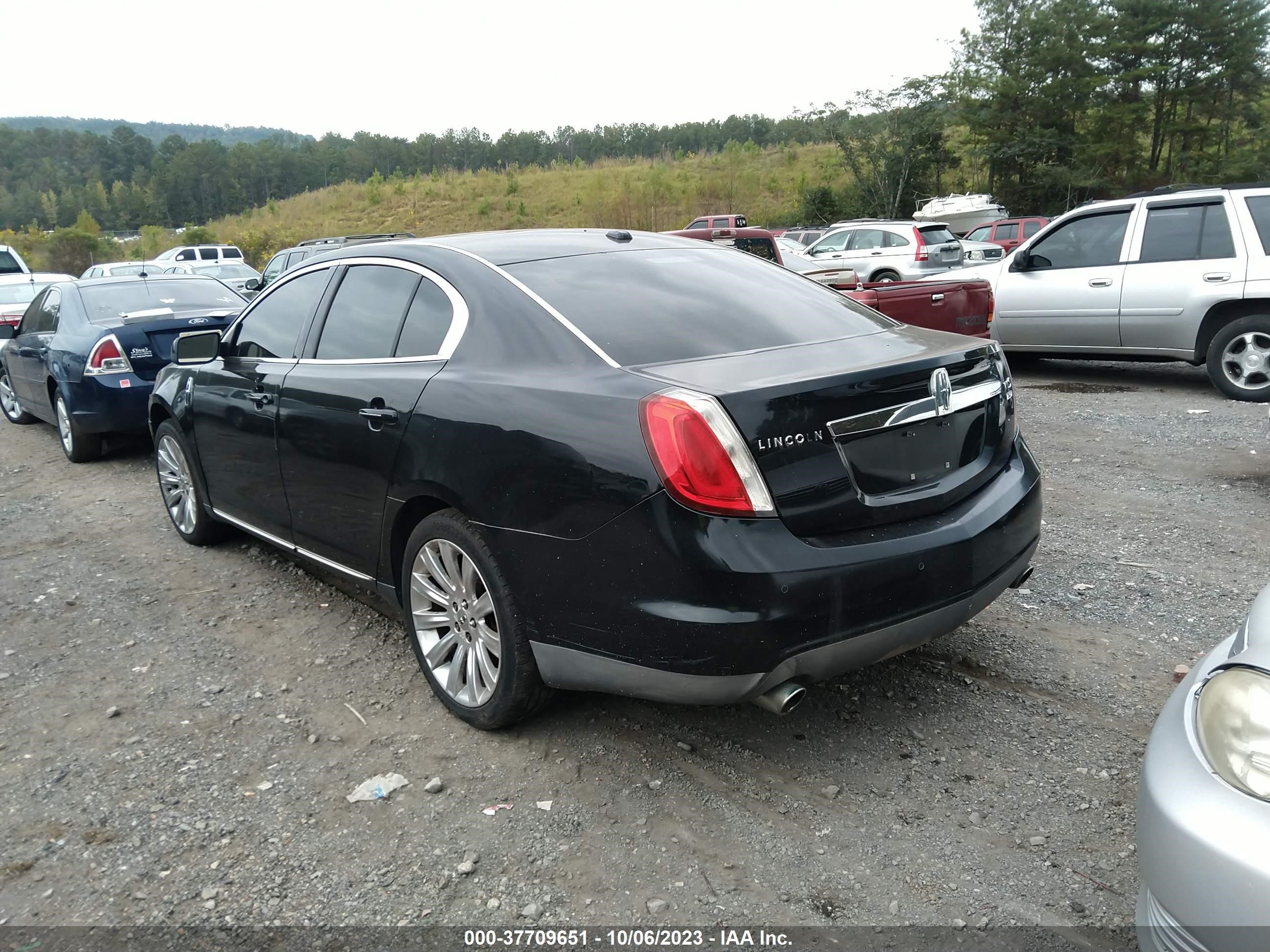 Photo 2 VIN: 1LNHM94R59G618029 - LINCOLN MKS 